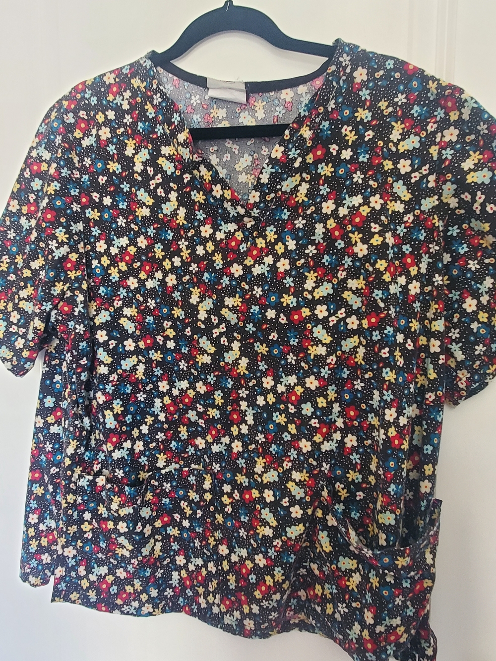Women's Floral Adult Scrub Top Xl